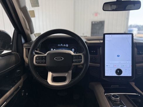 Certified 2022 Ford Expedition Limited image 15