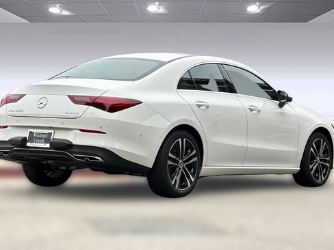 Certified 2025 Mercedes-Benz CLA 250 4MATIC image 8