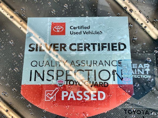 Used 2019 Toyota RAV4 XLE Premium FWD image 44