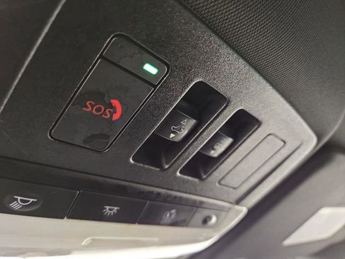 Used 2022 Mitsubishi Outlander SE image 25