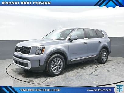 Used 2024 Kia Telluride LX