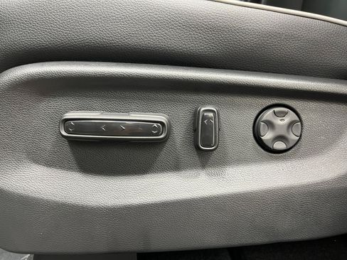 New 2026 Honda Odyssey Touring image 10