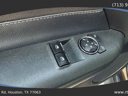 Used 2018 Ford Mustang Coupe image 21