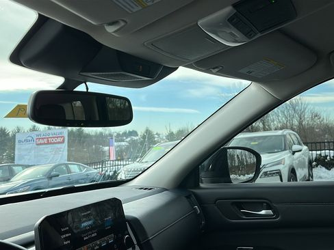 Certified 2022 Nissan Pathfinder SL image 22