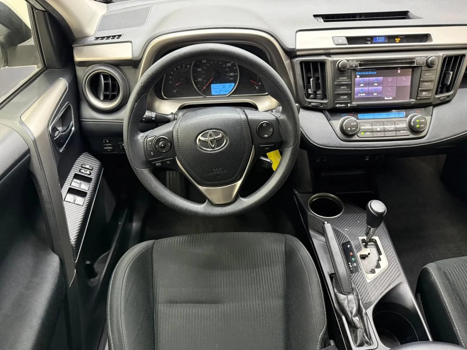 Used 2015 Toyota RAV4 XLE FWD image 16