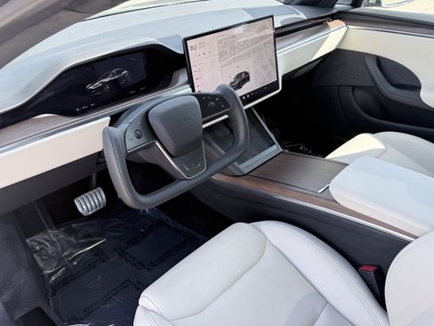 Used 2021 Tesla Model S Long Range image 25