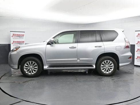 Used 2019 Lexus GX 460 Premium w/ Premium Package AWD/4WD image 5