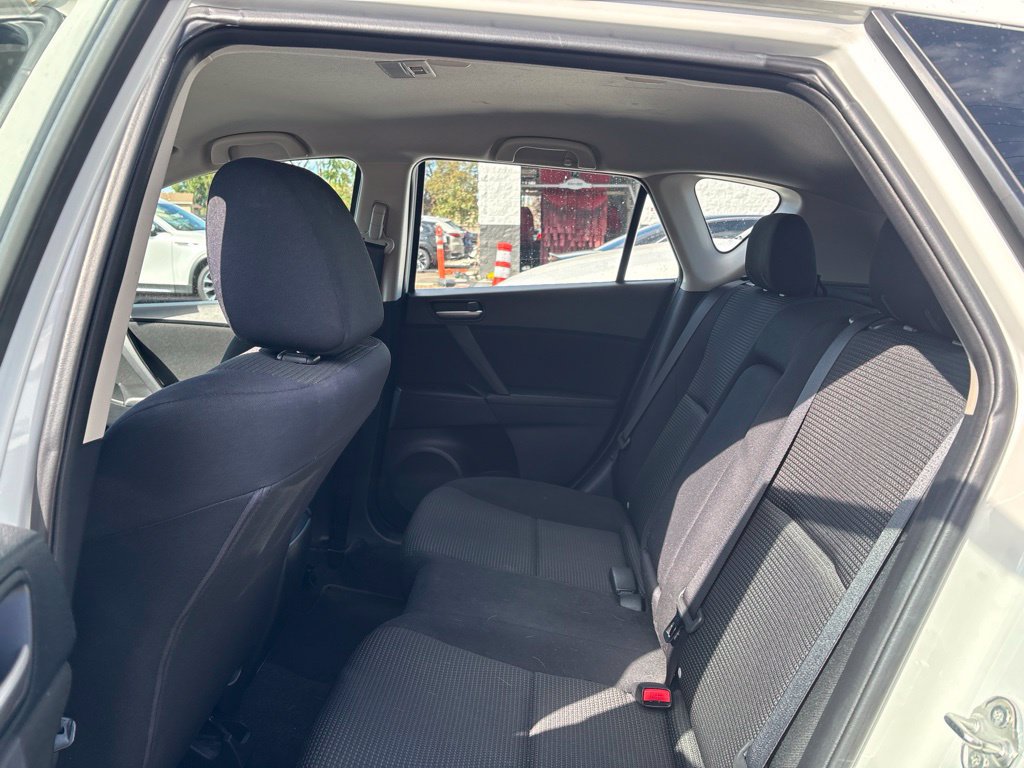 Used 2012 MAZDA MAZDA3 i Touring FWD image 12