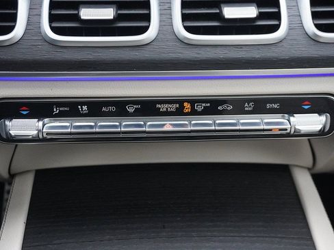 Used 2021 Mercedes-Benz GLS 580 4MATIC w/ Exclusive Trim Package image 60