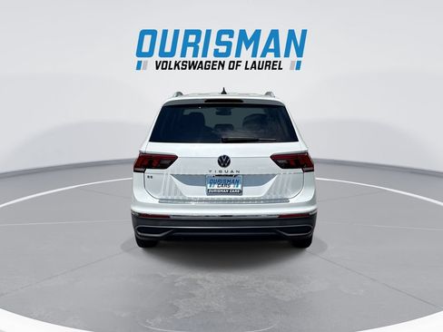 Used 2023 Volkswagen Tiguan SE FWD image 7