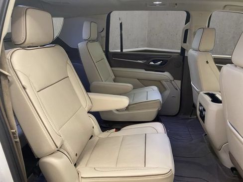 Used 2023 GMC Yukon XL Denali w/ LPO, Floor Liner Package AWD/4WD image 24
