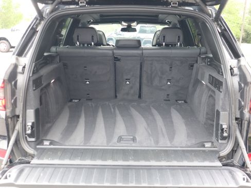 Used 2022 BMW X5 M50i AWD/4WD image 37