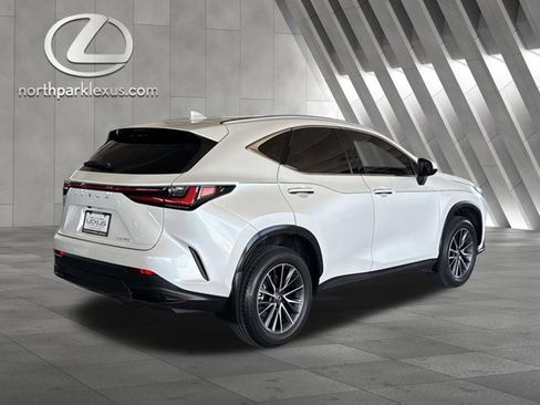 Certified 2024 Lexus NX 250 FWD w/ Towing Package (2000 Lbs) image 6