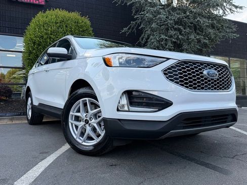 Used 2024 Ford Edge SEL w/ Convenience Package AWD/4WD image 8