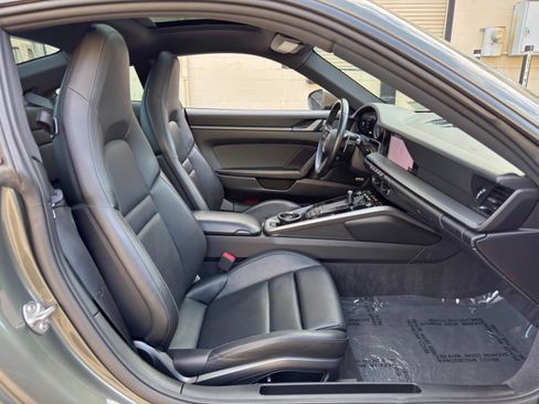 Used 2020 Porsche 911 Carrera S w/ Sport Package RWD image 15