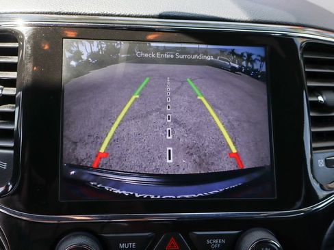 Used 2021 Jeep Grand Cherokee Laredo X RWD image 35