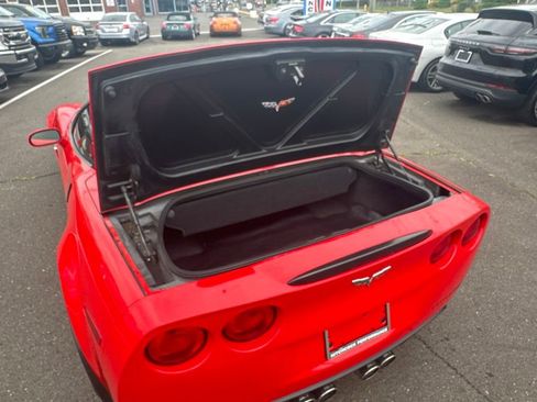 Used 2010 Chevrolet Corvette Grand Sport w/ Preferred Equipment Group RWD image 32