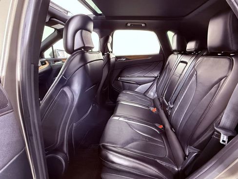 Used 2017 Lincoln MKC Reserve w/ Lincoln MKC Climate Package image 20