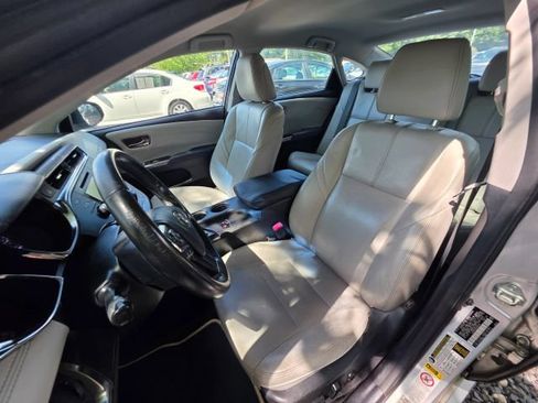 Used 2014 Toyota Avalon XLE FWD image 14