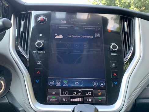 Used 2023 Subaru Outback Premium image 16