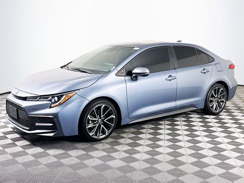 Used 2020 Toyota Corolla SE image 4
