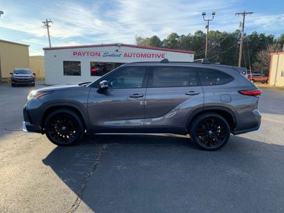 Used 2023 Toyota Highlander XSE