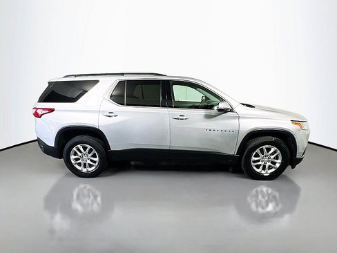 Used 2019 Chevrolet Traverse LT FWD image 8