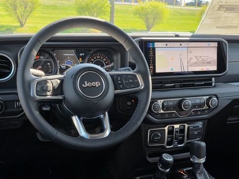 New 2026 Jeep Wrangler Sahara image 34