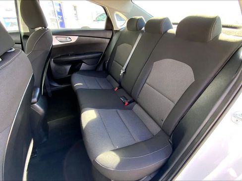 Used 2024 Kia Forte LXS image 19