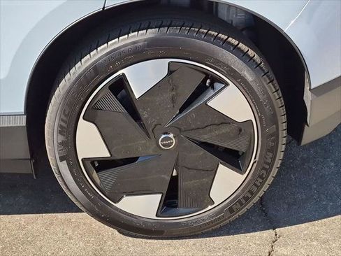 Used 2026 Volvo EX30 Plus w/ Climate Package RWD image 9
