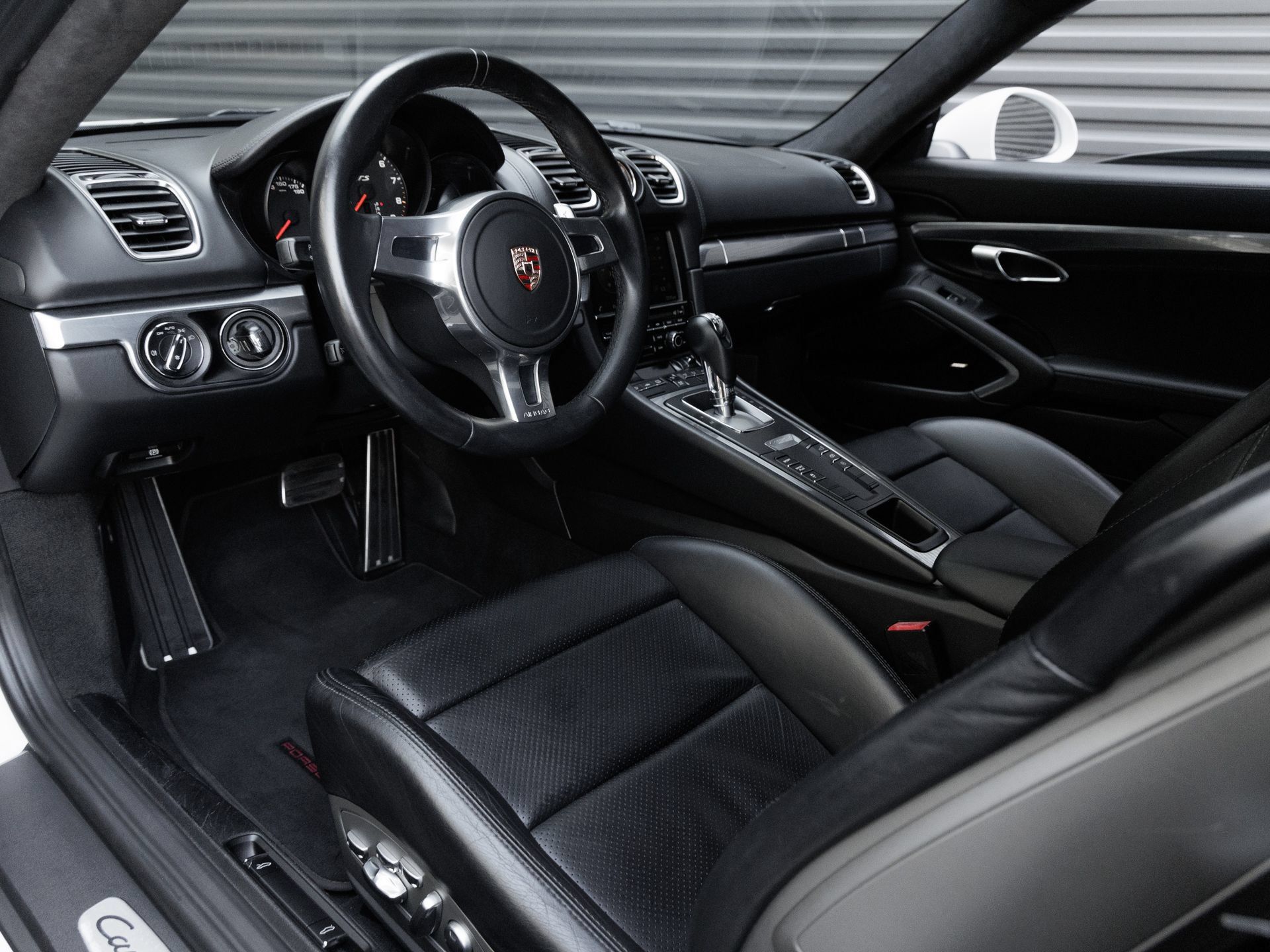 Certified 2015 Porsche Cayman GTS RWD image 4
