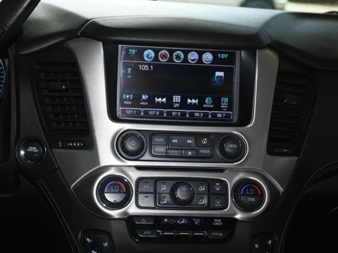 Used 2017 GMC Yukon SLT w/ Open Road Package image 19