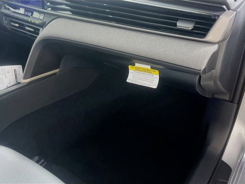 Used 2025 Toyota Camry LE w/ Convenience Package FWD image 35