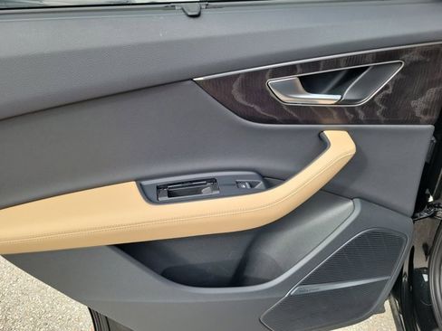 Certified 2025 Audi Q7 3.0T Premium Plus w/ Premium Plus Package image 12