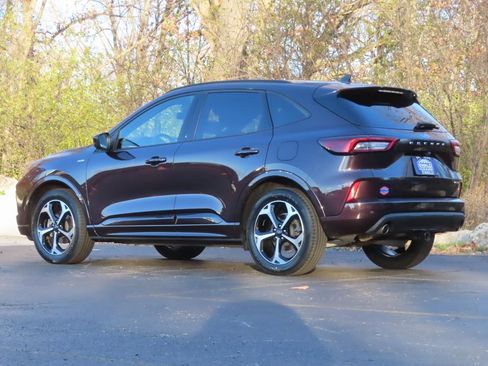 Used 2023 Ford Escape ST-Line Elite image 32