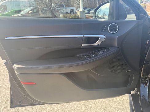 Used 2023 Hyundai Sonata Limited image 12