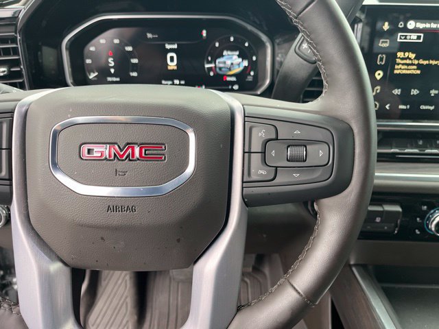 Used 2026 GMC Sierra 2500 SLT w/ SLT Premium Package AWD/4WD image 18