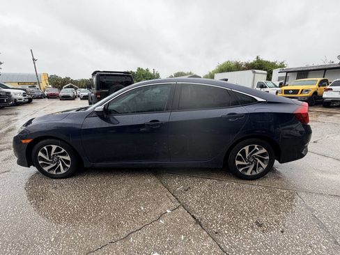 Used 2017 Honda Civic EX image 7