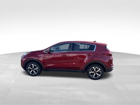 Used 2020 Kia Sportage LX AWD/4WD image 2