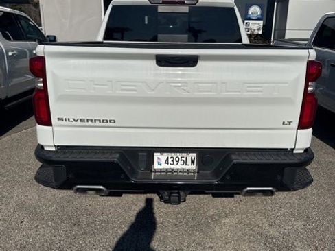 Used 2023 Chevrolet Silverado 1500 LT Trail Boss w/ LT Trail Boss Premium Package image 6
