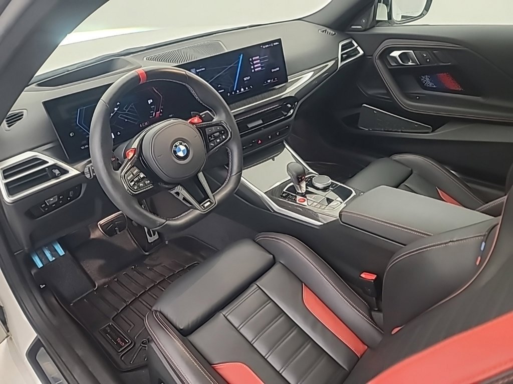 Used 2026 BMW M2 w/ Lighting Package RWD image 21
