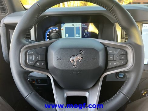 Used 2024 Ford Bronco Big Bend image 14