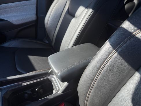 Used 2024 Jeep Compass Latitude image 14