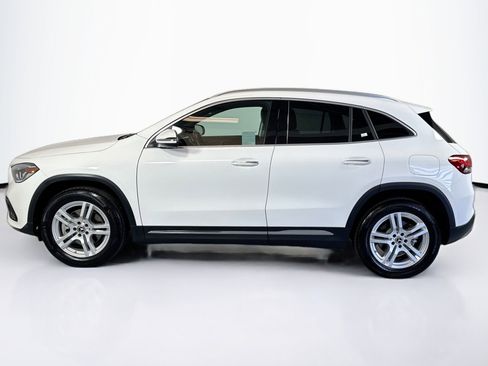 Used 2023 Mercedes-Benz GLA 250 4MATIC w/ Premium Package image 8