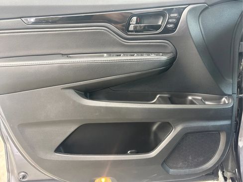 Used 2023 Honda Odyssey Touring image 25