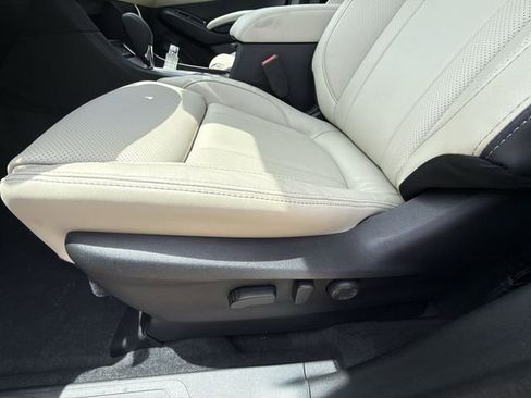 New 2026 Subaru Ascent Limited AWD/4WD image 12