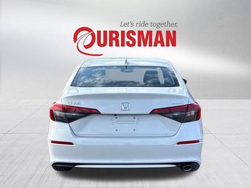 Used 2024 Honda Civic Sport image 3