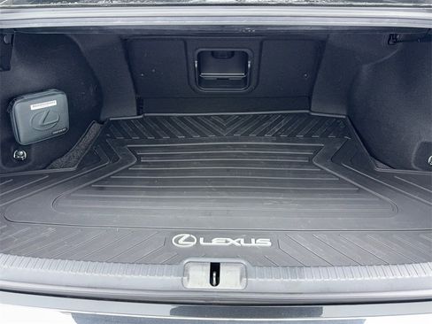 Used 2023 Lexus ES 350 w/ Premium Package image 10