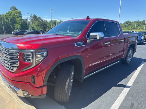 Used 2024 GMC Sierra 1500 Denali AWD/4WD image 2