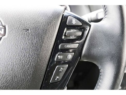 Used 2024 Nissan Armada SL w/ Midnight Edition Package image 17